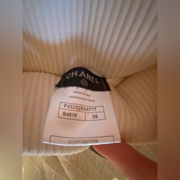 Chanel Classic knit sweater and skirt set - Picture 5 of 16